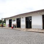 Adolescente tenta embarcar desacompanhada na Rodoviária de Ouro Preto e viagem é impedida