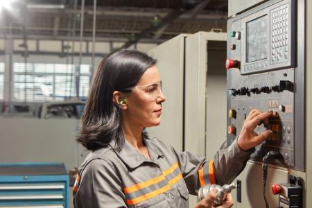 Tecnologia de usinagem CNC
