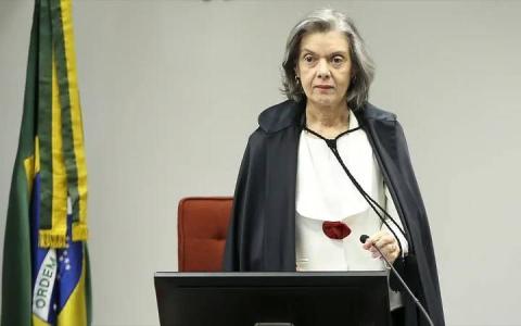 Cármem Lúcia