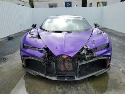 Bugatti Chiron batido