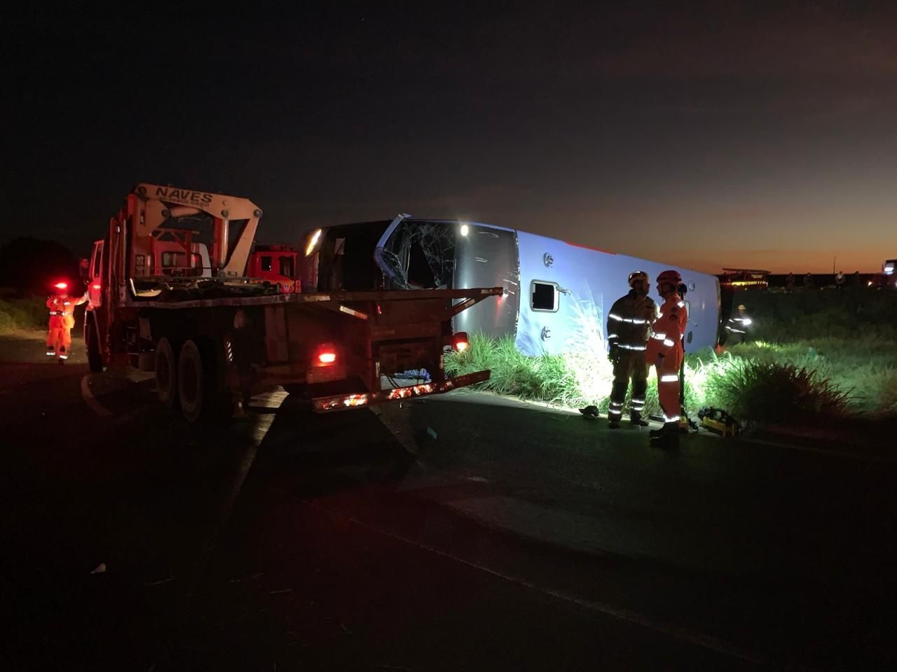 Sobe para 11 o número de mortos em acidente com ônibus no Triângulo Mineiro