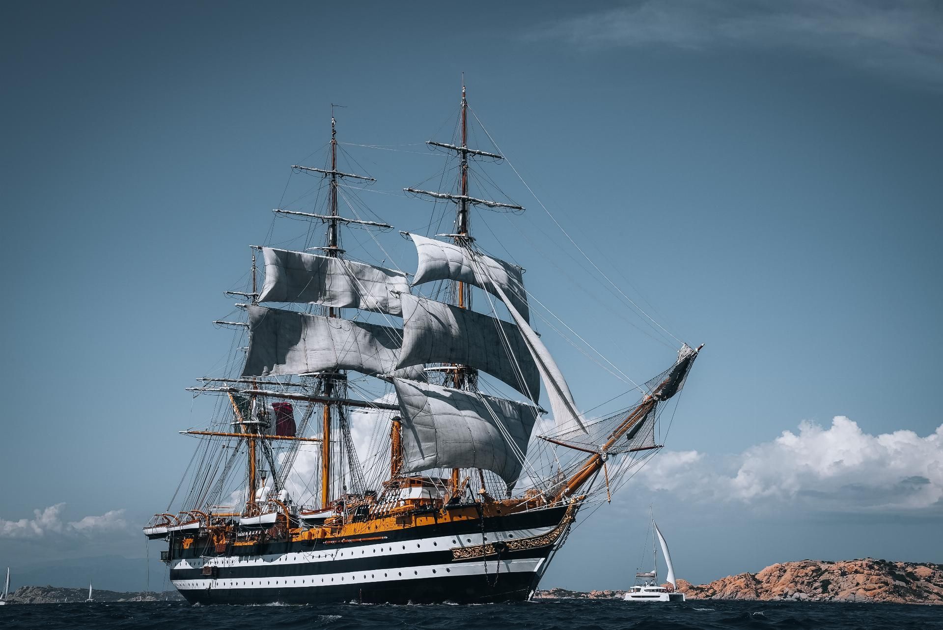 Navio mais bonito do mundo chega à Argentina após mais de 70 anos