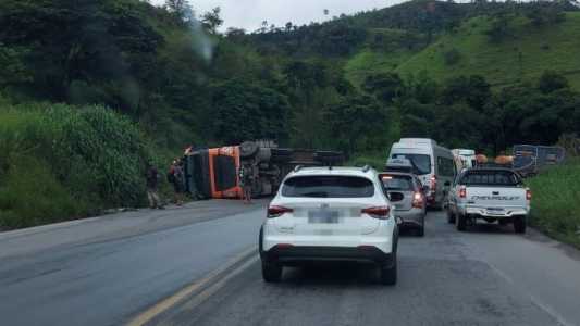 acidente na br381.jpg