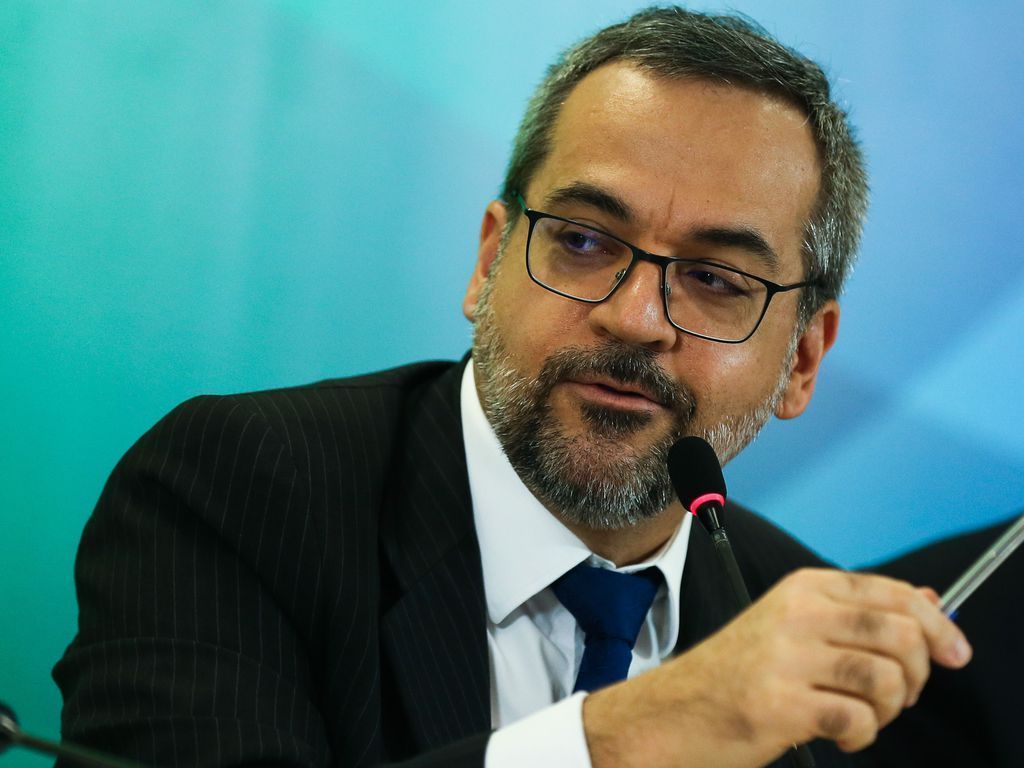 De Weintraub a Mário Frias, Comissão de Ética da Presidência já puniu 77 pessoas