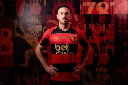 Yago Felipe é o novo jogador do Sport