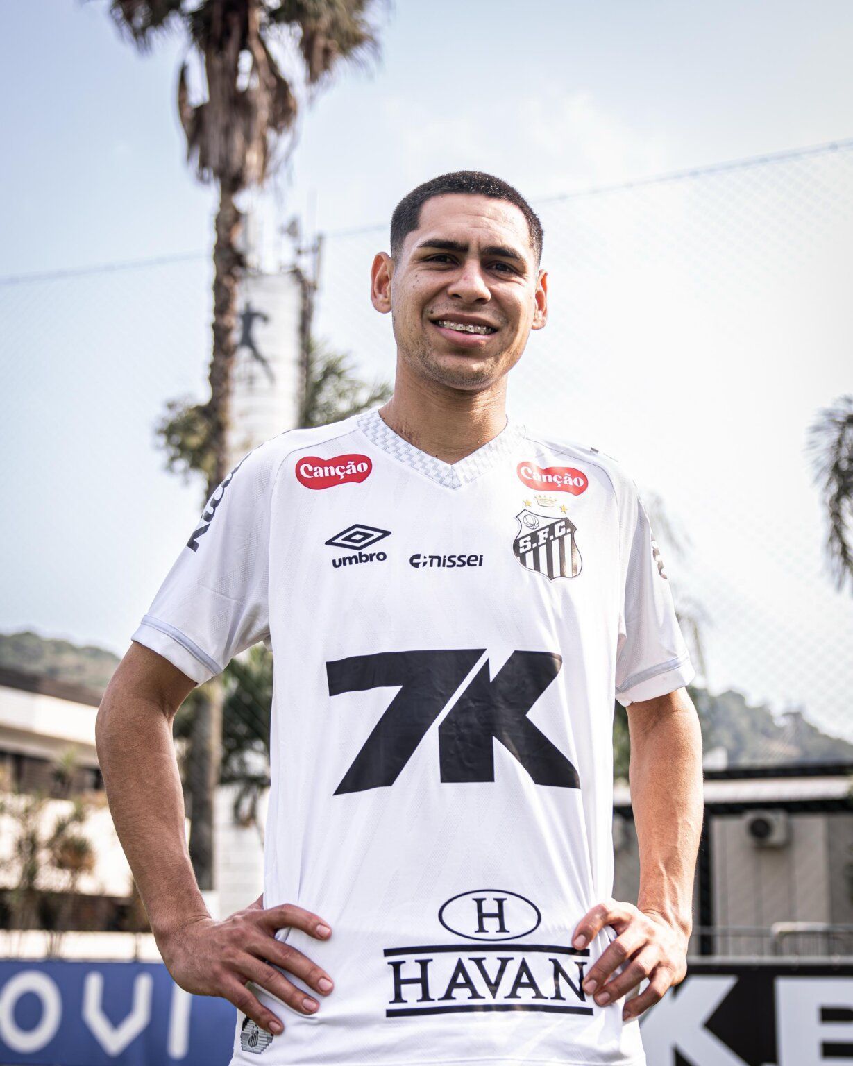 Reforço do Santos aparece no BID e pode estrear contra o Sport