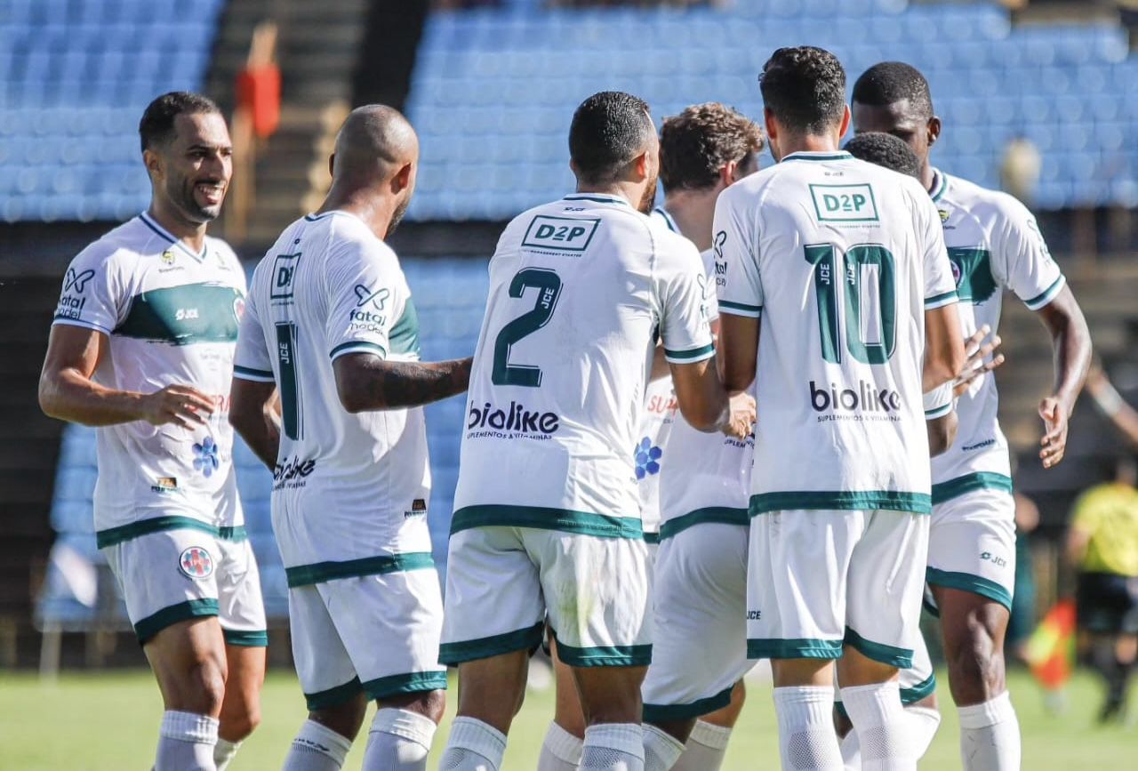 Ipatinga vence Pouso Alegre em jogo disputado no Ipatingão