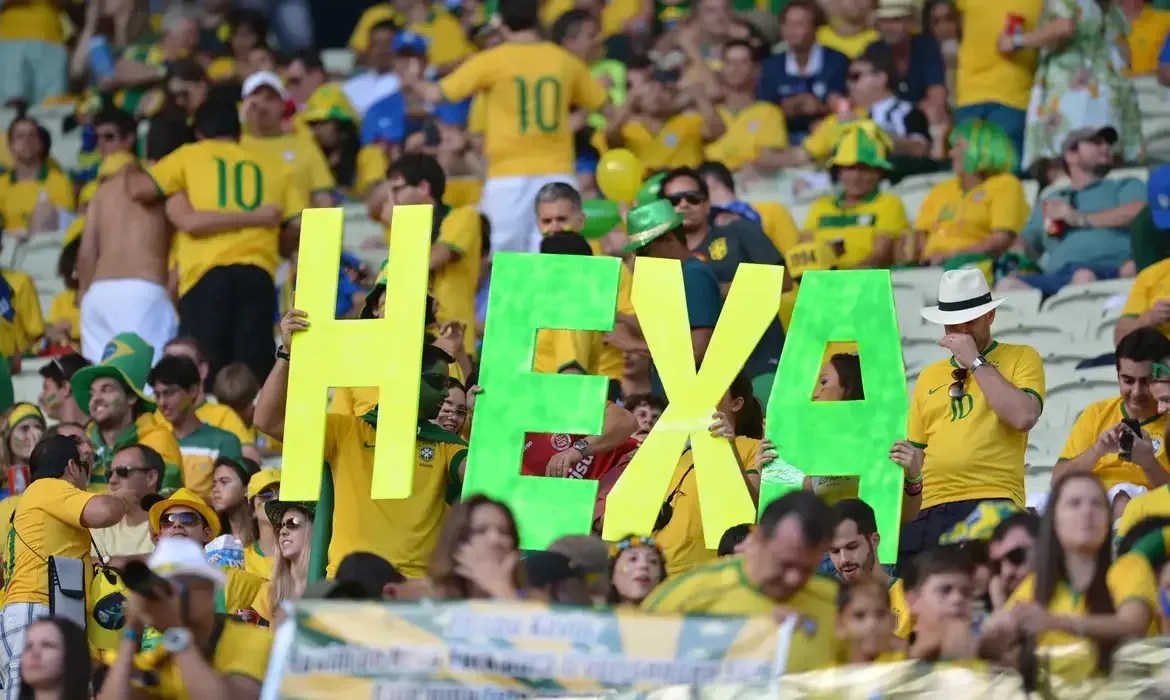 71% dos brasileiros planejam assistir à Copa 2026, segundo pesquisa global