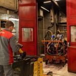 Indústria de Minas registra ajuste no ritmo de produção e emprego no fim de 2025