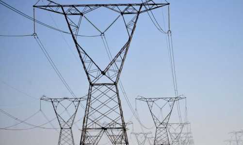 Sem chuva e com incêndios, número de mineiros sem fornecimento de energia elétrica triplica em julho | CNN Brasil