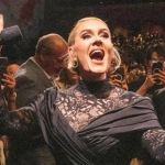 Adele pede para fãs não arremessarem objetos nos palcos durante shows 