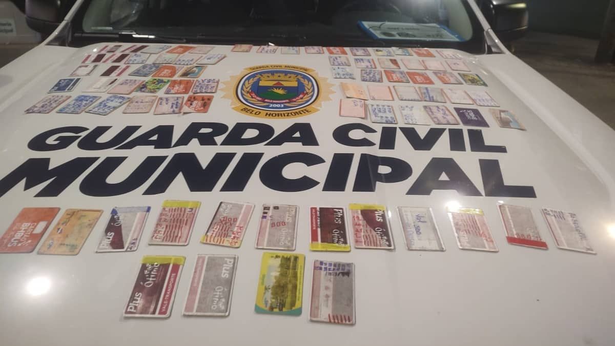 Suspeito de vender vale-transportes é detido em BH e 136 cartões foram apreendidos