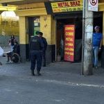 Dois ferros velhos são fechados durante operação da PBH