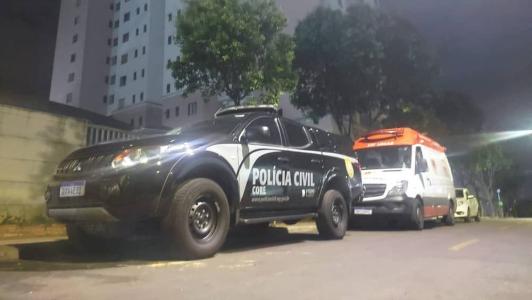 A advogada da delegada afirma que ela está com medo de deixar o apartamento
