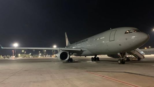 A aeronave KC-30 partiu de Tel Aviv, capital de Israel, trazendo pessoas que estavam viajando e não tinham a passagem de volta para o país