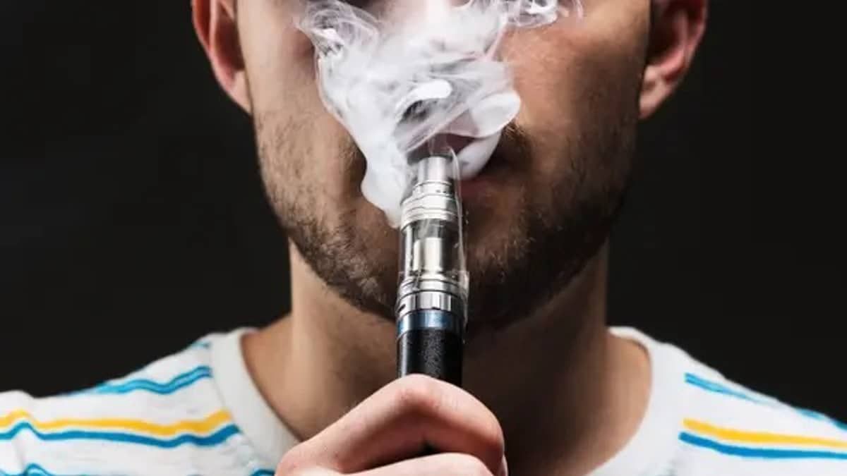 Secretaria de Saúde lança campanha contra uso de vapes