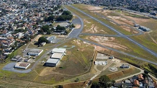 A área do Aeroporto será repassada à prefeitura da capital mineira