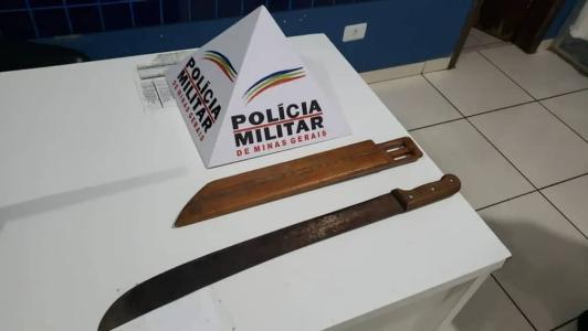 A arma do crime foi apreendida mas o suspeito não foi preso