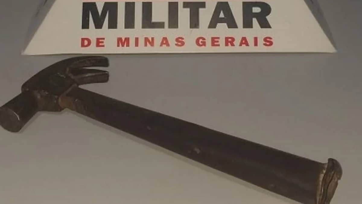 Jovem é preso suspeito de agredir homem no rosto com um martelo interior de Minas