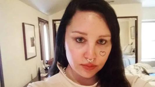 A atriz foi internada em uma clínica psiquiátrica
