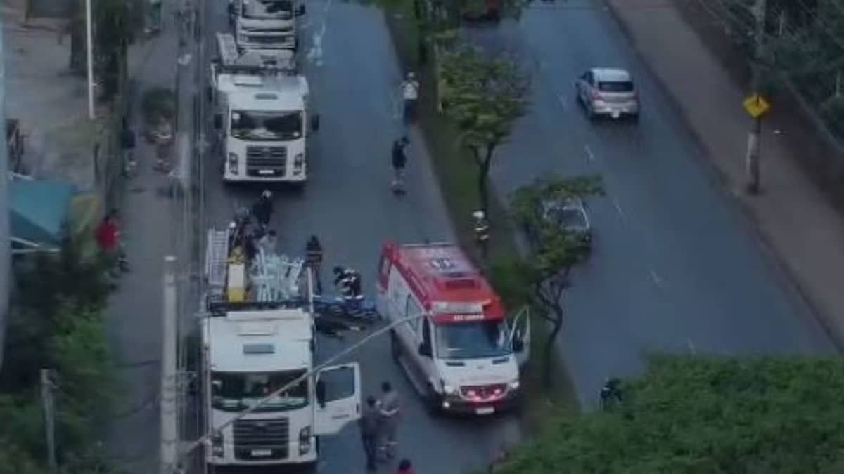 Vídeo: acidente entre quatro veículos deixa motociclista ferido no Barreiro