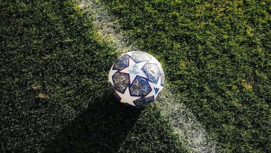 A bola rola nesta quarta-feira (15) pela Liga dos Campeões