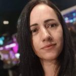 Brasileira encontrada em Paris afirma ter acordado em casa abandonada com quadro de amnésia; polícia investiga abuso sexual