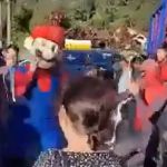 Vídeo: Homem-Aranha, Super Mário e Pantera Negra trocam socos em apresentação no Rio