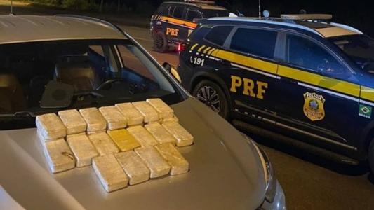 A carga saiu de Ribeirão Preto (SP) rumo a Coronel Fabriciano (MG)