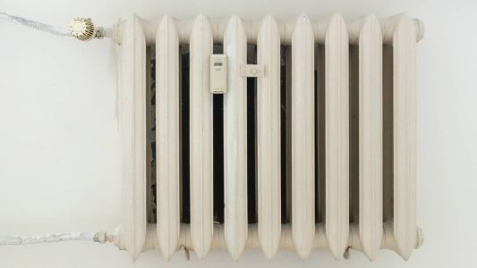 A causa das chamas seria um aquecedor que foi esquecido ligado