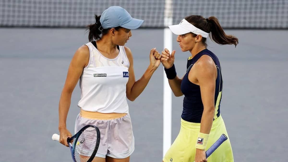 Tênis: Luisa Stefani conquista título de duplas do WTA de Abu Dabi