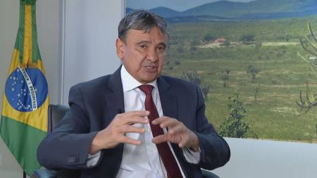 À CNN, Wellington Dias diz que entende disputas por sua pasta, mas que Lula "não abrirá mão de governar".