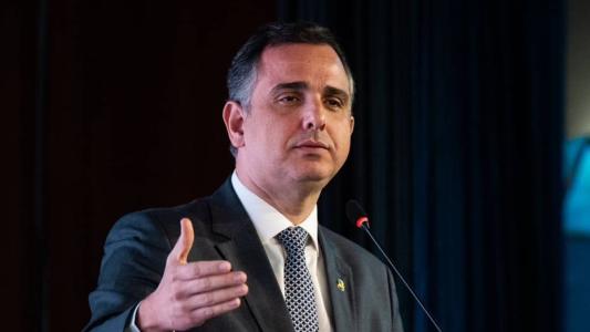 A concessão faz parte do Novo Programa de Aceleração do Crescimento (PAC), lançado pelo governo federal, que prevê R$ R$ 171,9 bilhões de investimentos em obras em Minas Gerais.