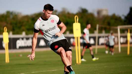 A contratação de Capasso é uma das dívidas em aberto do Vasco