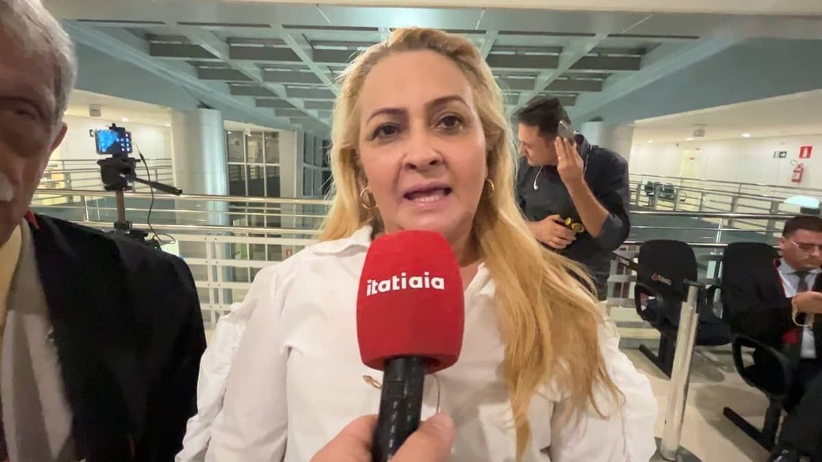 Ex-prefeita de Santa Luzia celebra absolvição de acusação de assassinato: 'justiça foi feita'
