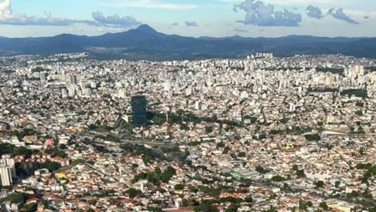 A Defesa Civil da Capital recomenda hidratar-se em dias quentes