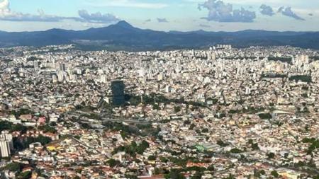 A Defesa Civil da Capital recomenda hidratar-se em dias quentes