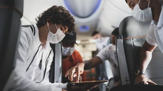 A delegação do Atlético terá que encarar o desgaste do voo comercial na Libertadores