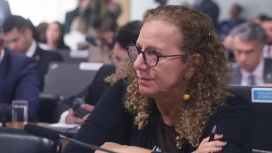 A deputada Jandira Feghali (PCdoB-RJ) se reuniu com o ministro Alexandre de Moraes no STF nesta quinta-feira (5)