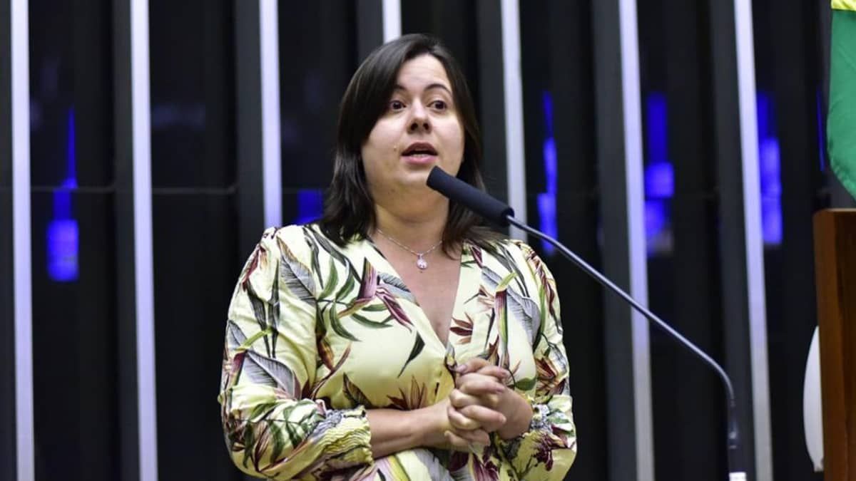 Sâmia se manifesta sobre morte do irmão; PSOL vai pedir investigação federal 
