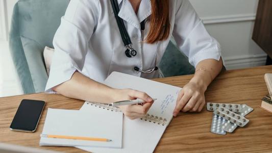 A diferença entre o curso mais barato e mais caro de BH é de 28,5%