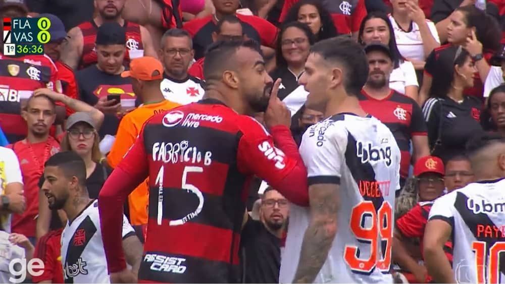 Após treta em clássico, Fabrício Bruno relata encontro com vizinho Vegetti: 'Demos risada'