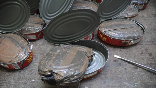 A droga estava dentro das latas de sardinha
