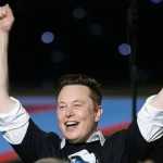 Elon Musk pretende expandir negócios na China