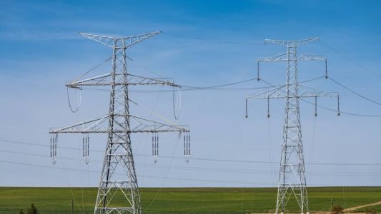 A energia elétrica no Brasil é gerada e distribuída a partir do Sistema Interligado Nacional