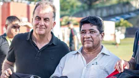 À esquerda, Fábio Mota, presidente do Vitória; à direta, Ednaldo Rodrigues, presidente da CBF