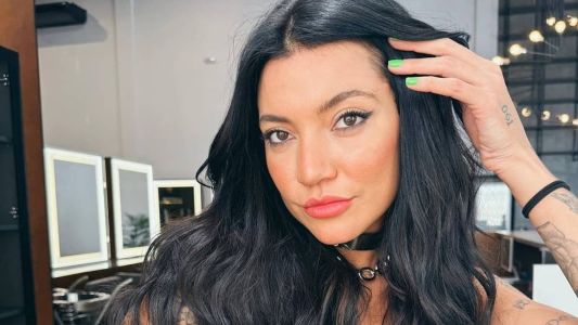 A ex-participante do reality show "De Férias Com o Ex", Gabi Prado, está noiva de Thiago Gomes