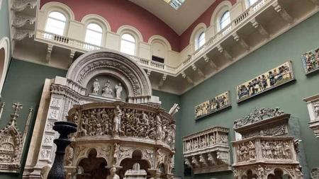 A exposição acontece de 24 de junho a 7 de abril de 2024