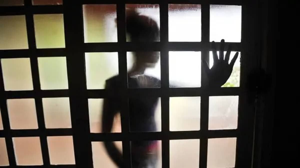 Jovem denuncia tio-avô por estupro após palestra em escola e suspeito é preso em Minas