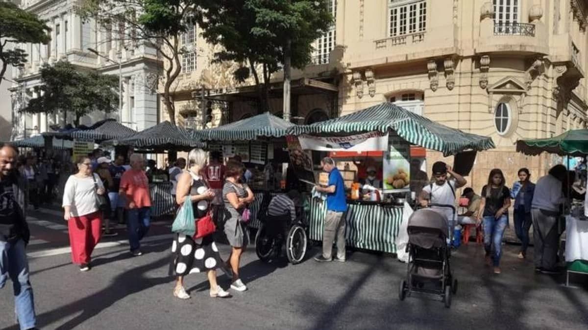 Feira Hippie recebe novo layout após consulta pública feita com feirantes